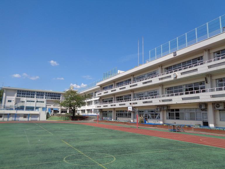 田園調布小学校の画像