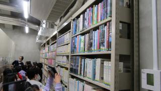 羽田図書館見学