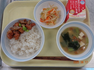 今日の給食　広島県人気給食「チキンチキンごぼう」