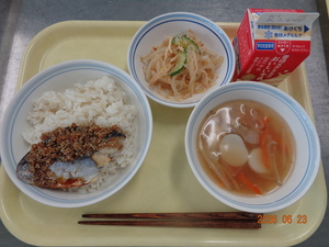 今日の給食