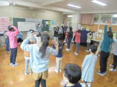 音楽で活動している様子