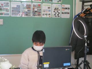 3年