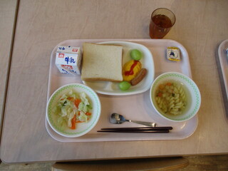 朝食