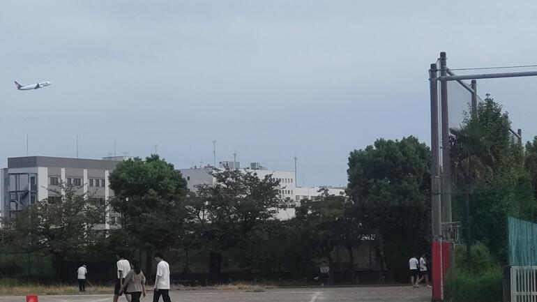 区陸と飛行機