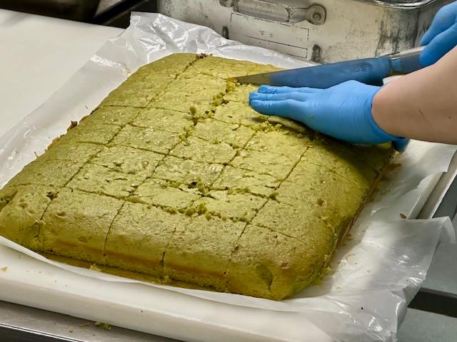 抹茶のチョコチップケーキ