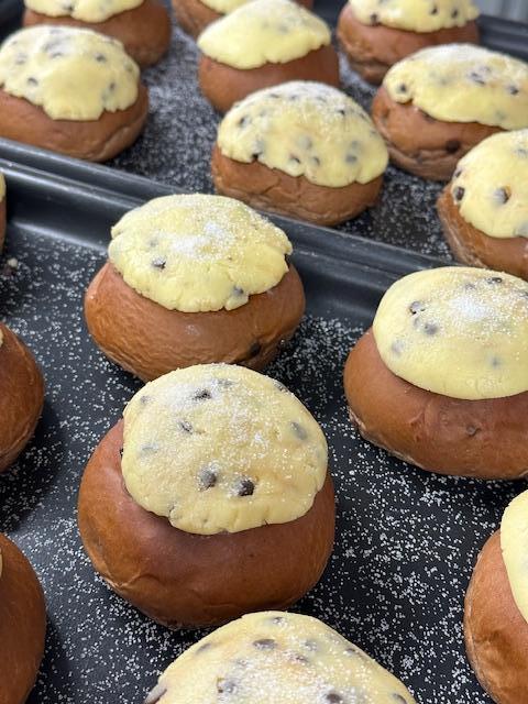 手作りチョコチップメロンパン