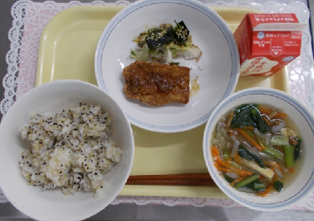 和食の日給食1