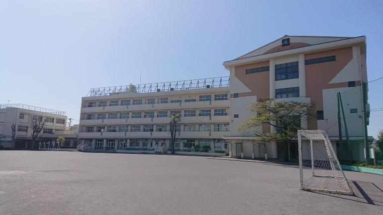 東蒲中学校の画像
