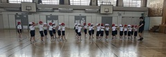 1学年2組の体育での整列