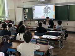 読み聞かせの様子