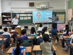 外国語活動の様子