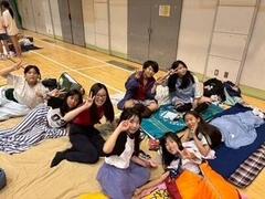 学校に泊まろう