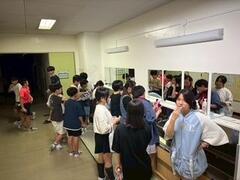 学校に泊まろう