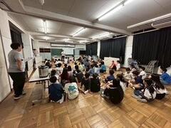 学校に泊まろう
