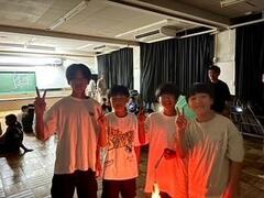学校に泊まろう